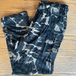 Shinestar Camouflage Pants Size Large